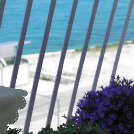 Adria Lägenhet Trogir