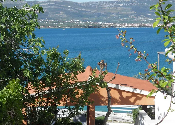 Adria Daire