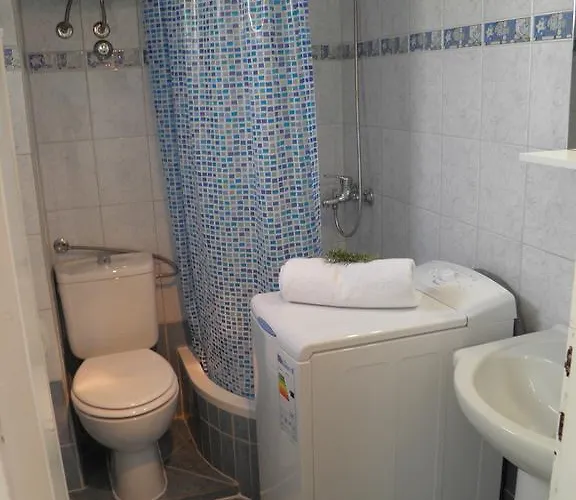 Adria Апартаменты *